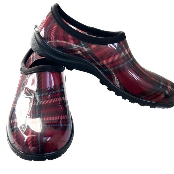 Asverd Shoes Garden Clogs Arch Support Rain Size 11 Womens Red Plaid Tartan - Picture 2 of 9